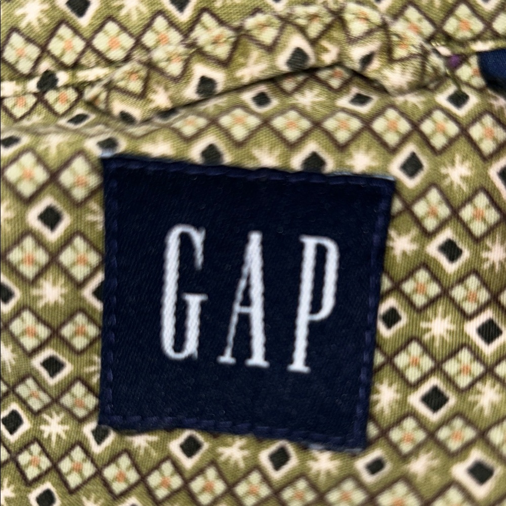 GAP Geometric Green and Cream Shirt - Picture 3 of 11